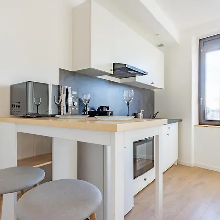 Апартаменты Le Sicre Proche Commdites Parking Facile Кастельсарразен