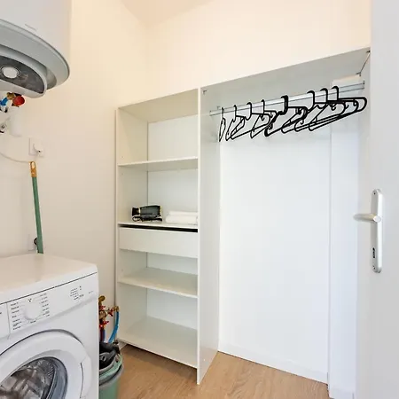 Le Sicre Proche Commdites Parking Facile * Кастельсарразен